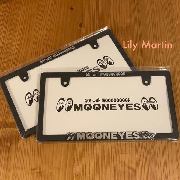 2枚組 送料込み 新基準全面適用 Raised MOONEYES ロゴ クローム スリム ライセンスフレーム ナンバーフレーム MOONEYES ムーンアイズ