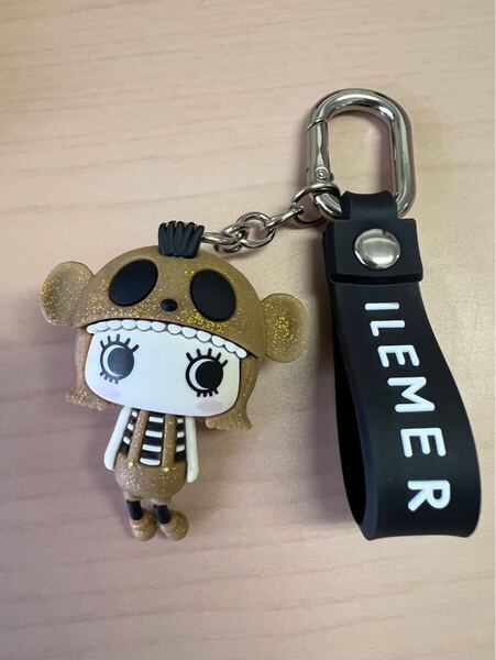 超フォロー割 ILEMER ハッピーチャーム ゴールド ラメ キーホルダー