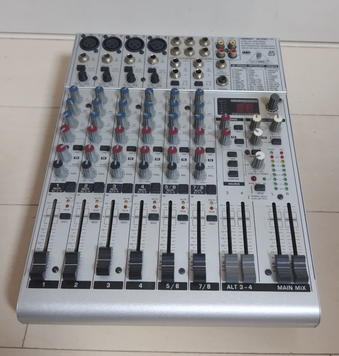 BEHRINGER UB1204-FX-PRO【通電確認のみ・ジャンク】 - メルカリ