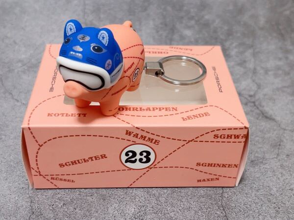 ★ 新品 ポルシェ ピンクピッグ キーホルダー Porsche pink pig 917 ブタ key chain、key ring
