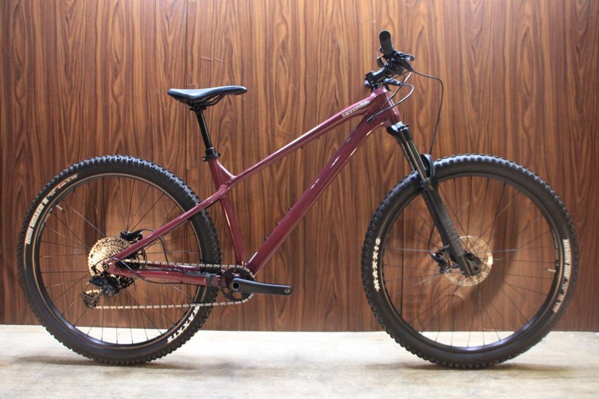 ☆岩手花巻発☆□中古品□ CANNONDALE CATALYST キャノンデール