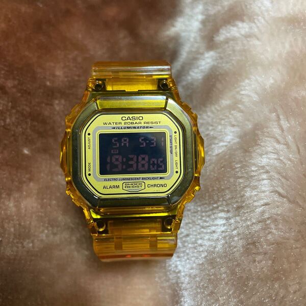送料無料 DW-5600 ベルベゼ交換品 G-SHOCK CASIO イエロー スケルトン 反転液晶 レッドアイ 透明 スピード クリア カスタム パーツ 黄