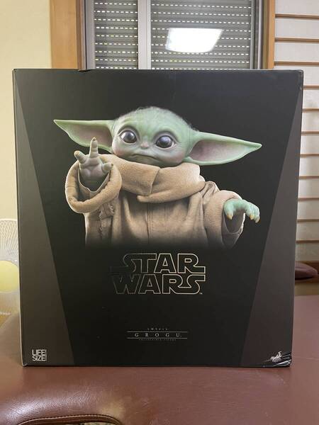 スターウォーズ ホットトイズ ライフサイズ 等身大 マンダロリアン グローグー