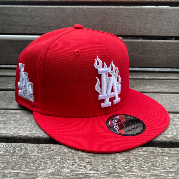 海外限定 9FIFTY ニューエラ NEWERA ロサンゼルス ドジャース LA Dodgers スナップバックキャップ 炎 レッドフレイム USA正規品 (950-247)