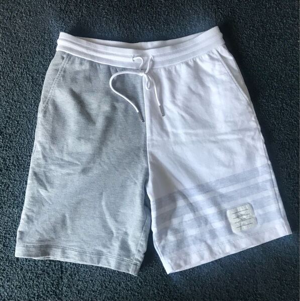 美品 Thom browne トムブラウン 4bar ショートパンツ