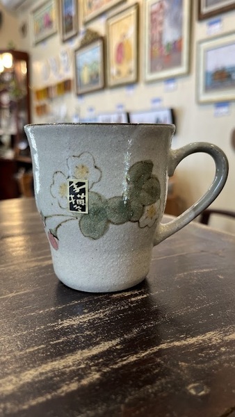 ★土物の器 手描粉引いちご マグカップ 美濃焼 日本製★