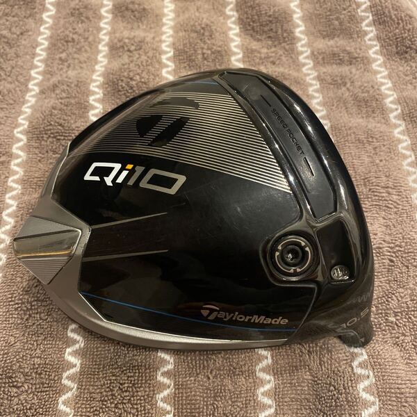 美品!! お得!! 送料無料!! TaylorMade Qi10 ドライバー 10.5 ヘッド 右打ち テーラーメイド 飛距離UP ぶっ飛び ミスヒットに強い QI10