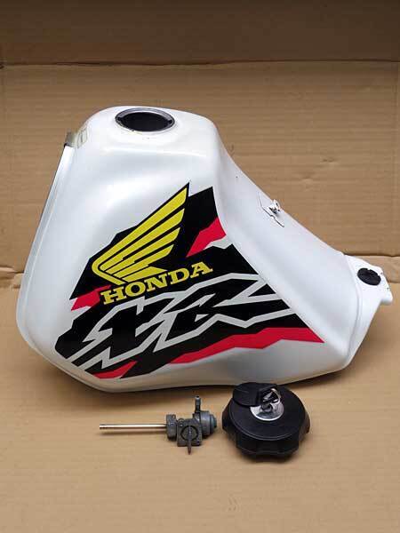 送料込 HONDA XR250 ガソリンタンク MD30 キャップ コック キー付き ホンダ