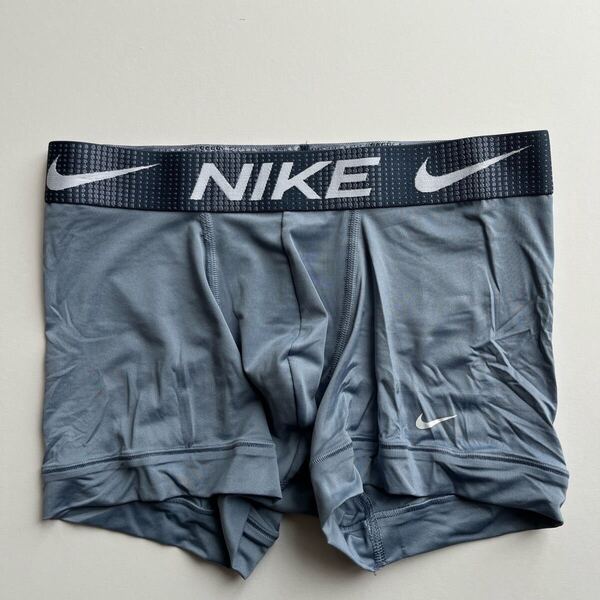 NIKE ナイキ メンズボクサー M(S) グレー スポーツインナー ナイロンストレッチ ボクサーパンツ メンズパンツ 男性インナー 下着