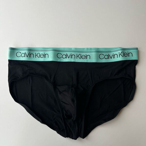 Calvin klein カルバンクライン メンズビキニ L(M) 黒 ブラック ナイロンストレッチ メンズインナー 男性ブリーフ 男性インナー