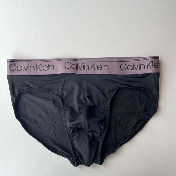Calvin klein カルバンクライン メンズビキニ M(S) 黒 ナイロンストレッチ メンズブリーフ 男性インナー 男性ブリーフ 男性下着