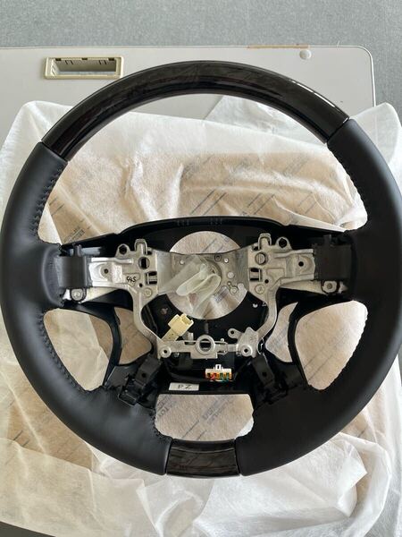 新品 未使用 トヨタ純正 30アルファード ステアリング ハンドル ステアリング アルファード トヨタ TOYOTA 後期 クラウン