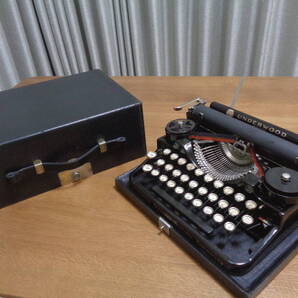 実働品 UNDERWOOD STANDARD PORTABLE 3BANK アンダーウッドタイプライター 1923年製