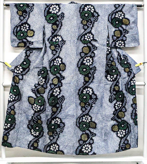 《京都一輝堂》【着物】 浴衣 昭和レトロ 有松絞り 花文 身丈約150cm 裄丈