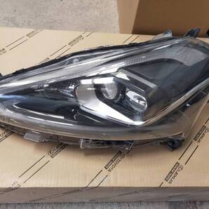 シエンタ NSP170 ヘッドライト 左 LED 純正 81150-52K31 ヘッドランプ ※ステー割れあり(欠片残ってます) 送料無料