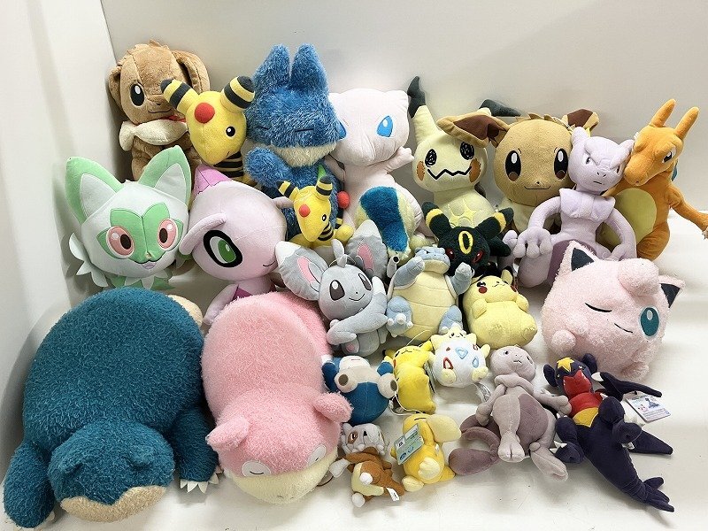 Yahoo!オークション -「ポケモンぬいぐるみまとめ」の落札相場