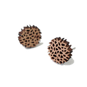 【木tch】クルミの木・ピアス(ミニ)小枝