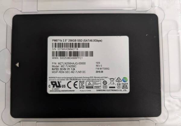 【2595時間】SAMSUNG PM871b 256GB 2.5 SATA SSD MZ7LN256HAJQ-000L7 動作確認済み