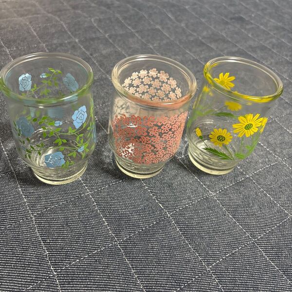 送料無料 中古品 180ml 3個セットレトロ 花柄 グラス コップ ワンカップ レトロポップ タンブラー ガラス コレクション 保管品