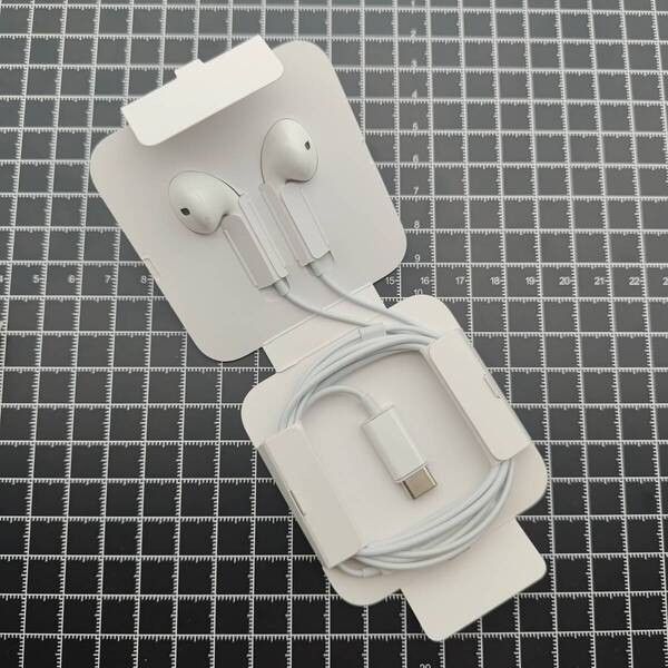 純正アップル USB-Cイヤフォン 正規品 有線イヤホン