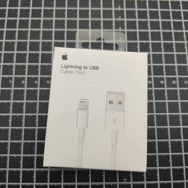 アップル純正 ライトニングケーブル USBケーブル 1m iPhone充電器