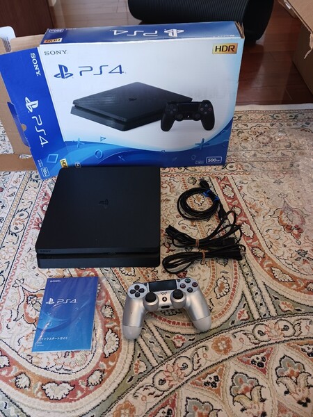 PS4 CUH-2200A 本体一式 動作品 ジェットブラック 送料無料 ダウンロードゲーム付き サルゲッチュ ナルト SONY
