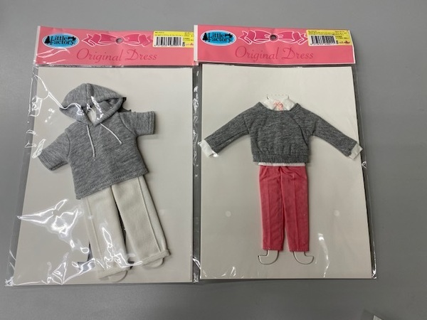 未使用 リカちゃんキャッスル 22㎝男の子サイズ 2点(2023年6月シャツ&パンツドレスセット、2022年3月半袖パーカー&パンツ)