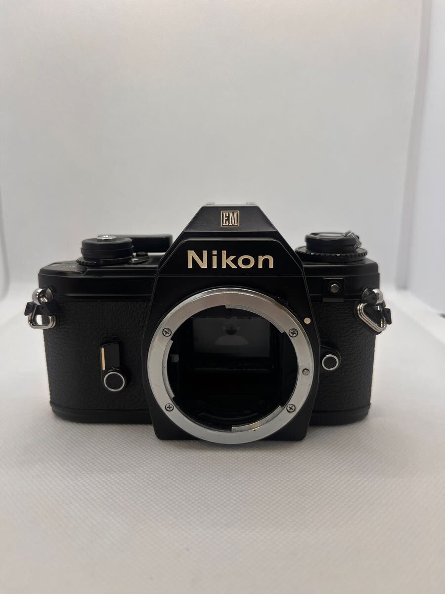Yahoo!オークション -「nikon em」の落札相場・落札価格
