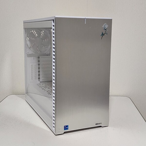 【送料無料】FractalDesign Define7 White TG Clear Tint(FD-CA-DEF7A-06) ミドルタワー型PCケース(ATX)