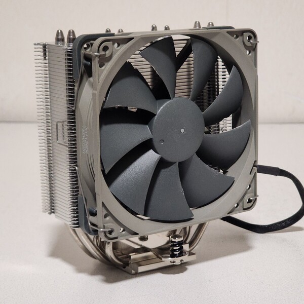 【送料無料】NOCTUA NH-U12S redux 120mm サイドフロー型CPUクーラー LGA115X・LGA1200対応 PCパーツ