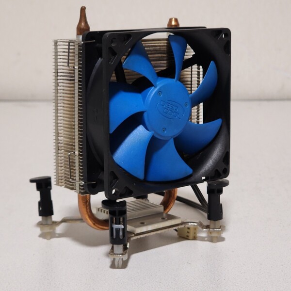 【送料無料】DEEPCOOL ICE BLADE 100 92mmサイドフロー型CPUクーラー プッシュピン式 LGA115X・LGA1200等対応 PCパーツ