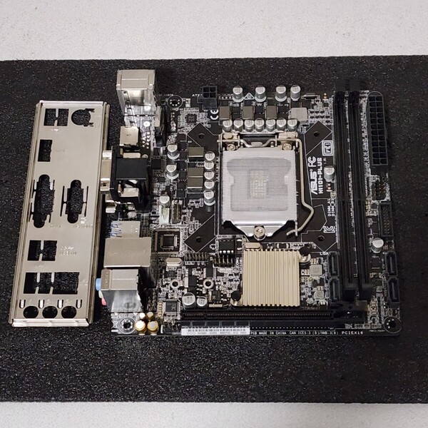 ASUS H110I-PLUS IOパネル付属 LGA1151 Mini-ITXマザーボード 第6・7世代CPU対応 最新Bios 動作確認済 PCパーツ