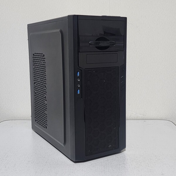 【送料無料】SilverStone SST-PS13B ミニタワー型PCケース(ATX)