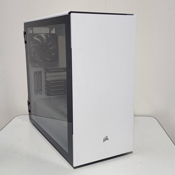 【送料無料】CORSAIR CARBIDE 678C Tempred Glass White ミドルタワー型PCケース(ATX)