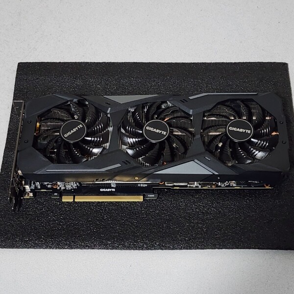 GIGABYTE GEFORCE RTX2070 8GB GDDR6/GV-N2070GAMING OC-8GC 動作確認済み PCパーツ グラフィックカード PCIExpress