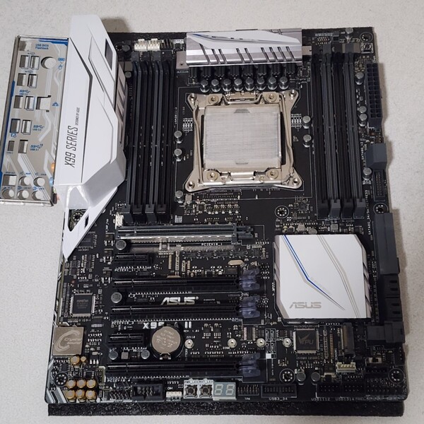 ASUS X99-A II IOパネル付属 LGA2011-3 ATXマザーボード 最新Bios 動作確認済 PCパーツ