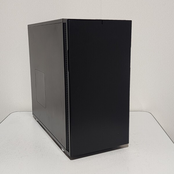 【送料無料】FractalDesign Define R5 Black(FD-CA-DEF-R5-BK) ミドルタワー型PCケース(ATX)