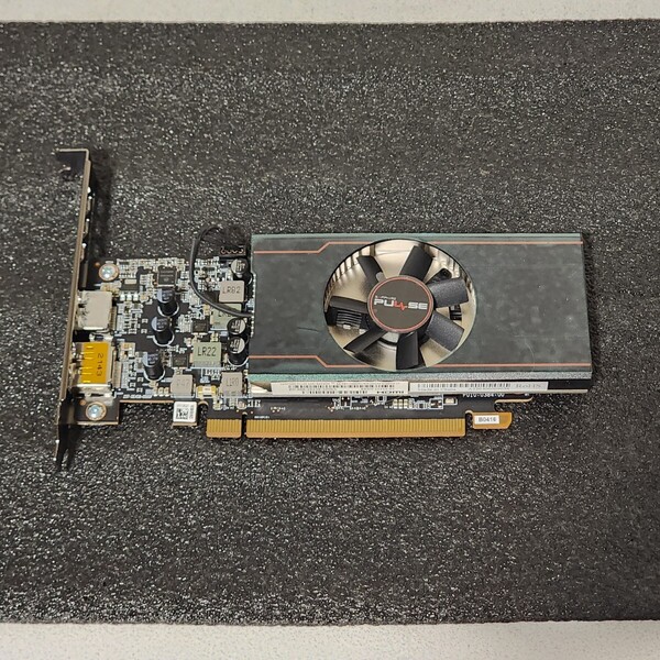 SAPPHIRE PULSE AMD RADEON RX6400 GAMING 4GB GDDR6 補助電源不要 LPブラケット無し 動作確認済 PCパーツ グラフィックカード PCIExpress