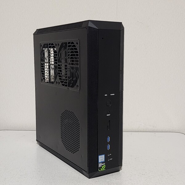 【送料無料】THIRDWAVE GALLERIA スリムタワー型PCケース(Mini-ITX) DVDドライブ ライザーカード搭載 SFX電源ユニット対応