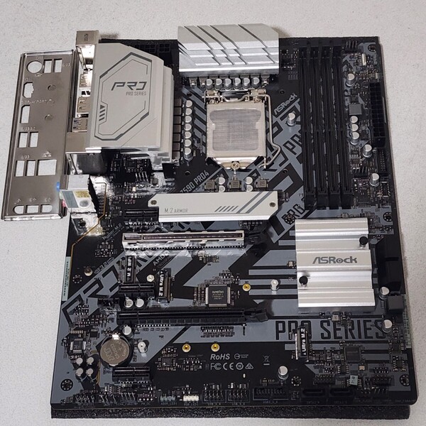 ASRock Z590 Pro4 IOパネル付属 LGA1200 ATXマザーボード 第10・11世代CPU対応 最新Bios 動作確認済 PCパーツ