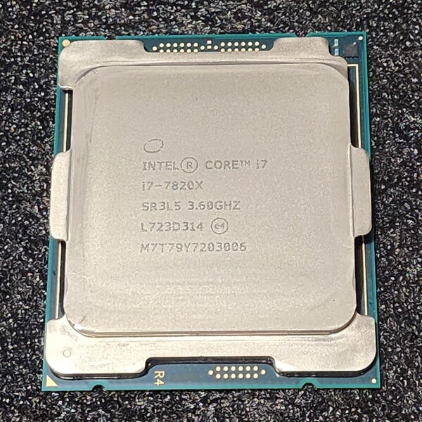 CPU Intel Core i7 7820X 3.6GHz 8コア16スレッド SkyLake-X LGA2066 PCパーツ インテル 動作確認済み