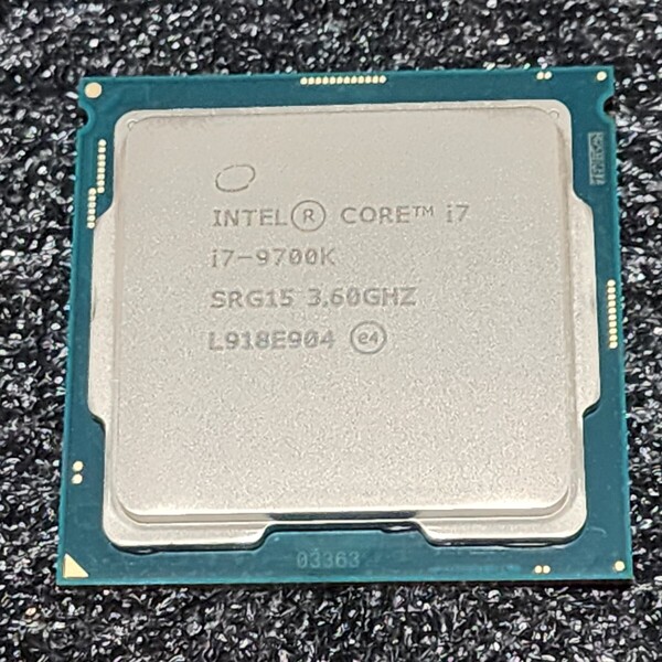 CPU Intel Core i7 9700K 3.6GHz 8コア8スレッド CoffeeLake PCパーツ インテル 動作確認済み (2)
