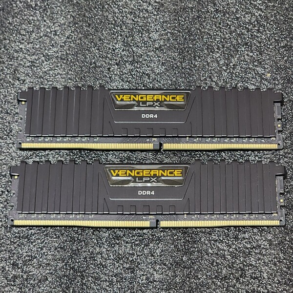 CORSAIR VENGEANCE LPX DDR4-2666MHz 16GB (8GB×2枚キット) CMK16GX4M2A2666C16 動作確認済み デスクトップ用 PCメモリ