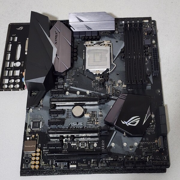 ASUS STRIX Z270F GAMING IOパネル付属 LGA1151 ATXマザーボード 第6・7世代CPU対応 最新Bios 動作確認済 PCパーツ