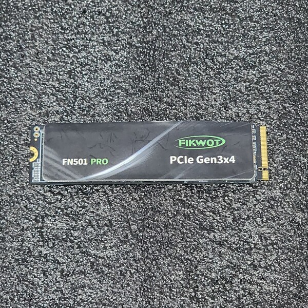FIKWOT FN501 PRO 2048GB/2TB NVMe SSD フォーマット済み PCパーツ M.2 2280 動作確認済み 2000GB