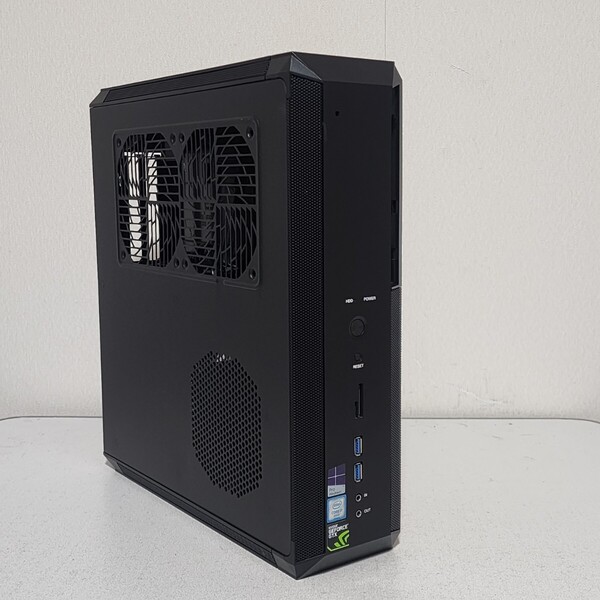 【送料無料】THIRDWAVE GALLERIA スリムタワー型PCケース(Mini-ITX) ライザーカード搭載 (3)