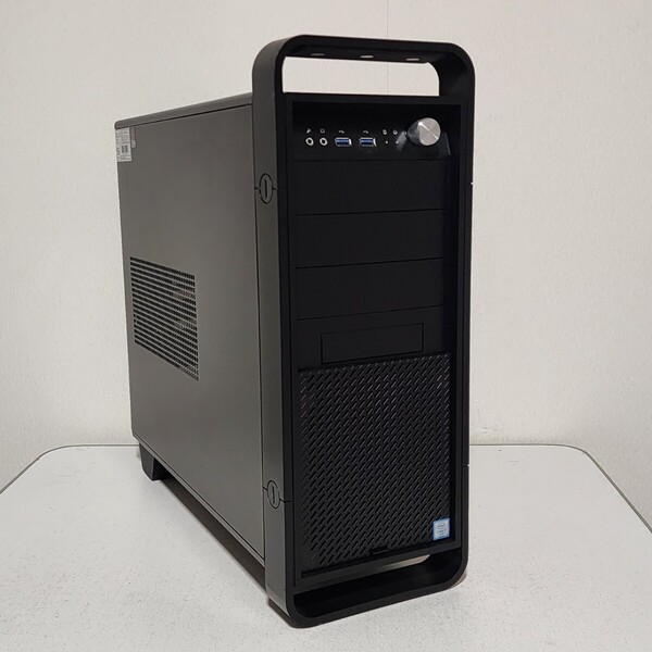 【送料無料】マウスコンピューター DAIV ミドルタワー型PCケース(ATX) (1)