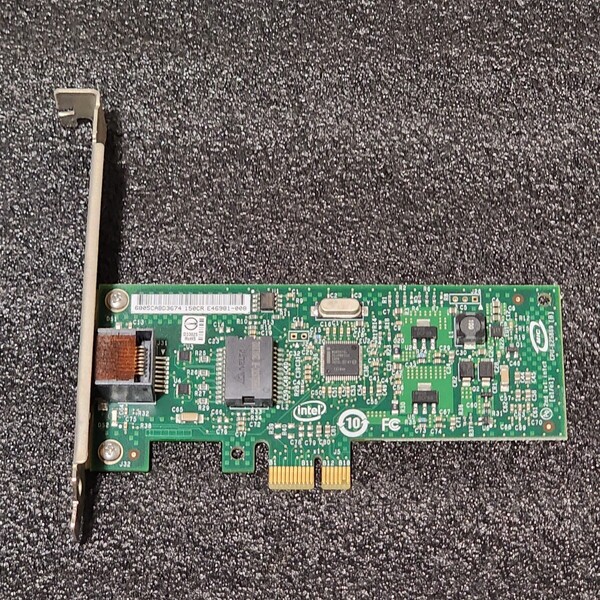 INTEL GIGABIT CT DESKTOP ADAPTER 有線LANカード 動作確認済み PCIExpress x1 有線LANアダプタ PCパーツ