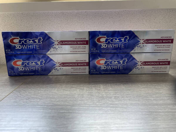 数量限定【送料無料匿名】大容量 93g 4本セットCrest 3D Glamorous White クレスト3Dグラマラスホワイト ホワイトニング 歯磨き粉 Colgate
