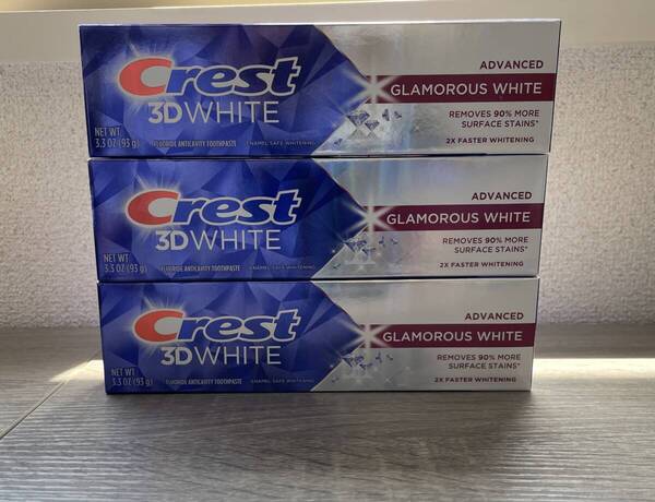 数量限定【送料無料匿名】大容量 93g 3本セットCrest 3D Glamorous White クレスト3Dグラマラスホワイト ホワイトニング 歯磨き粉 Colgate